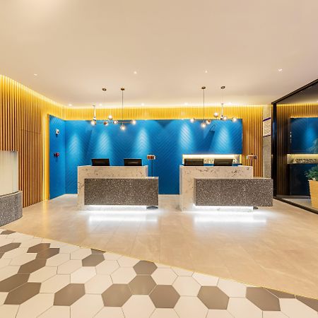 Holiday Inn Express Yichang Riverside By Ihg Exterior photo