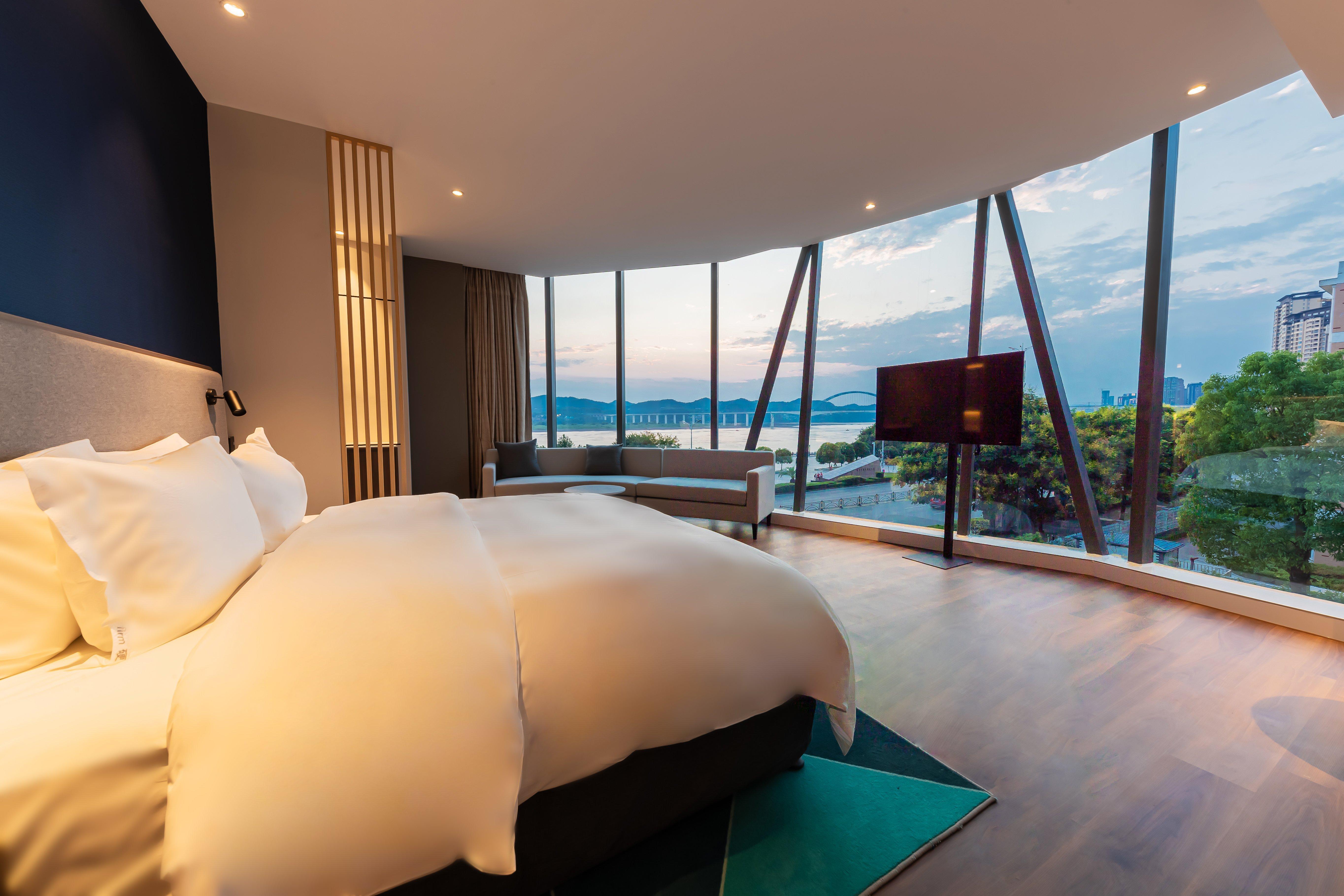 Holiday Inn Express Yichang Riverside By Ihg Exterior photo